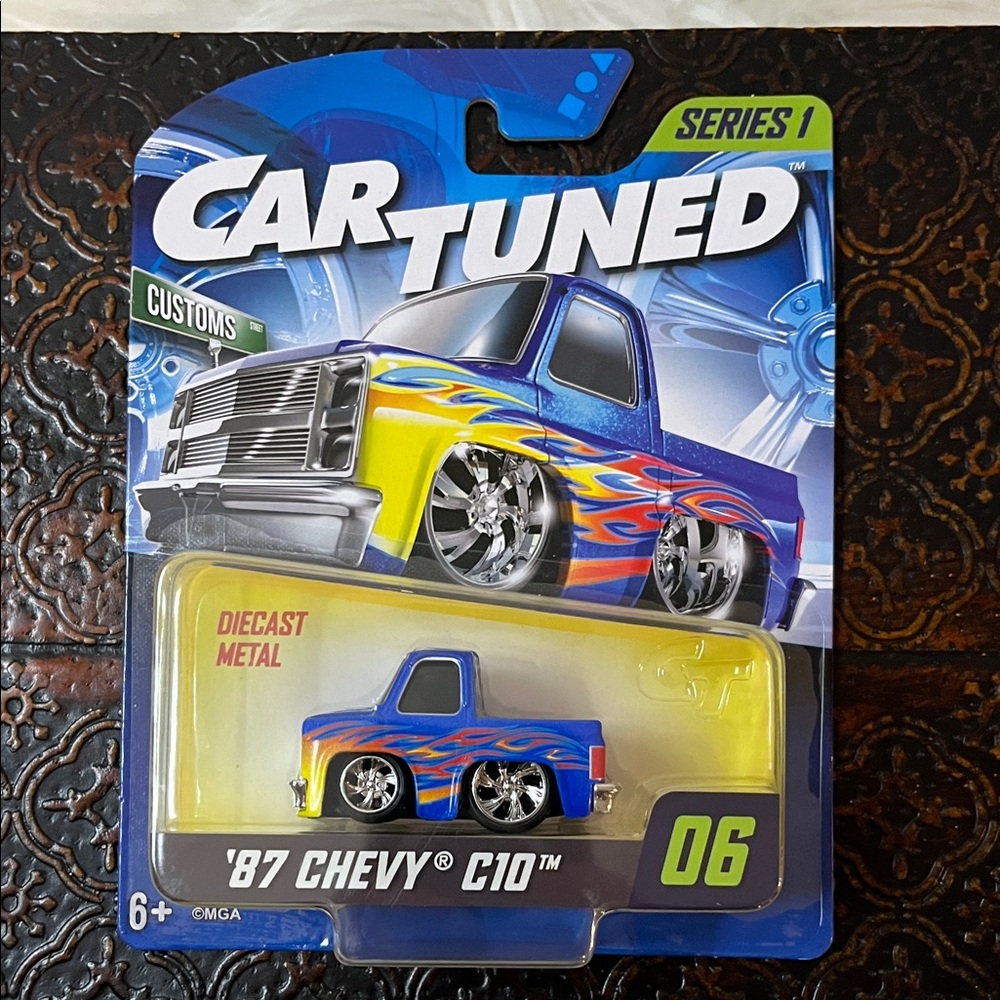 NWT CAR TUNED Series 1 
'87 Chevy C10 Diecast Toy - Blue and Yellow